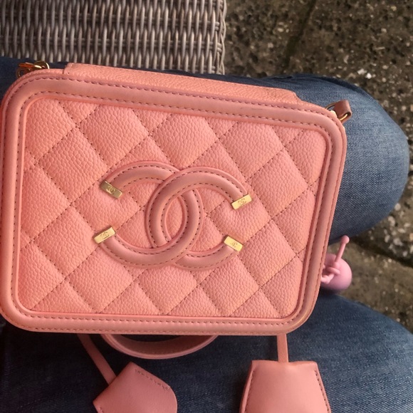 Chanel Filigree handbag - Picture 5 of 5